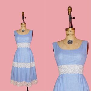1970s COURIERS CALIFORNIA CHAMBRAY Tiered White Lace Trim Fit & Flare Dress. S-M